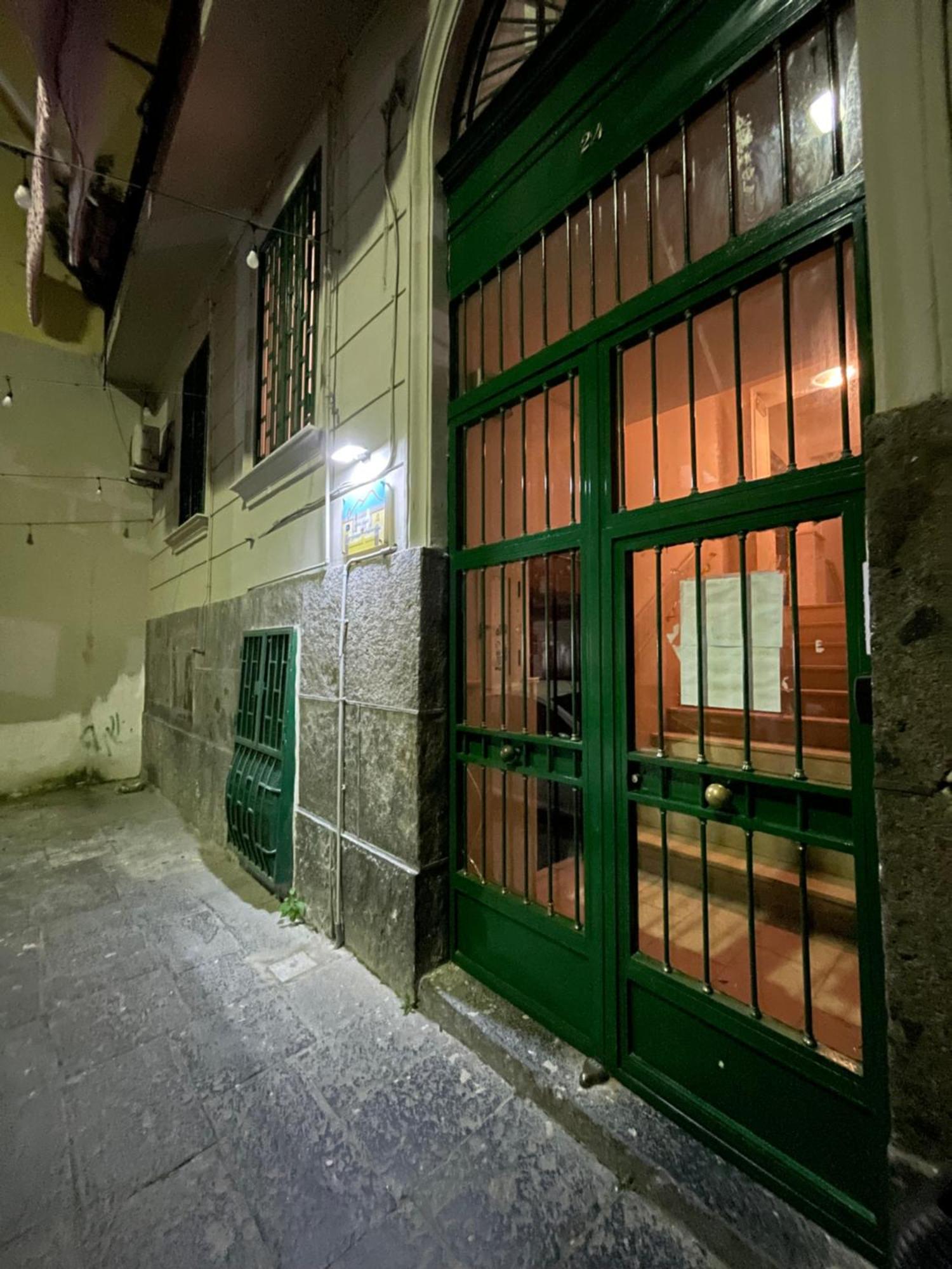 Home Sweet Home Inizio Di Spacca Napoli Dış mekan fotoğraf